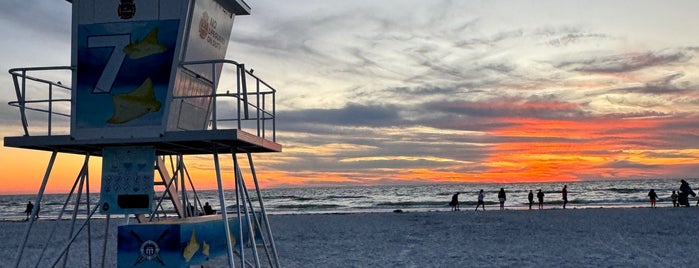 Palm Pavilion Beachside Grill & Bar is one of Clearwater.