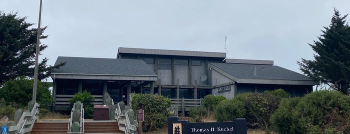 Thomas H. Kuchel Visitor Center is one of REDW/PDX.