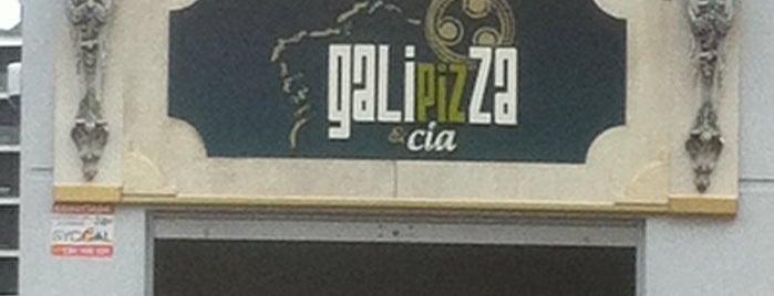 Galipizza&cia is one of Tempat yang Disimpan Adrián.