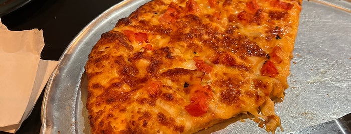 Fox's Pizza is one of Guide to Glynn County's best spots.