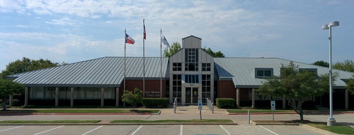 Flower Mound Town Hall is one of M-US-02.
