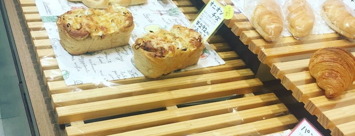 Boulangerie Etoile is one of 地元の人がよく行く店リスト - その1.