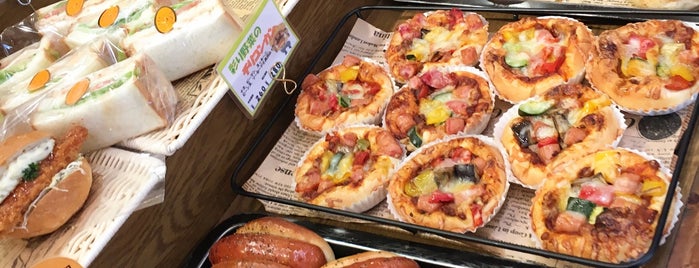 ゆめ酵母ひげのぱん屋 横濱店 is one of 🍩 님이 좋아한 장소.