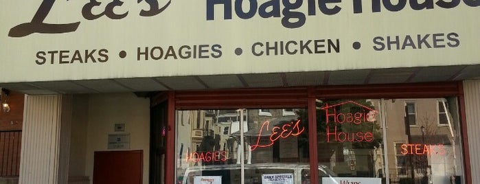 Lee's Hoagie House is one of Locais curtidos por Tah Lieash.