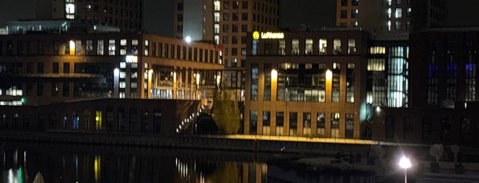 Hafen Tempelhof is one of Passeios.