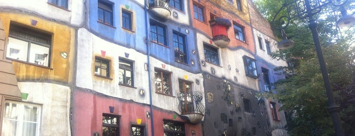 Hundertwasserhaus is one of Long weekend in Vienna.