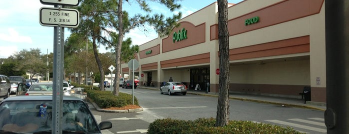 Publix is one of Lugares favoritos de Tall.