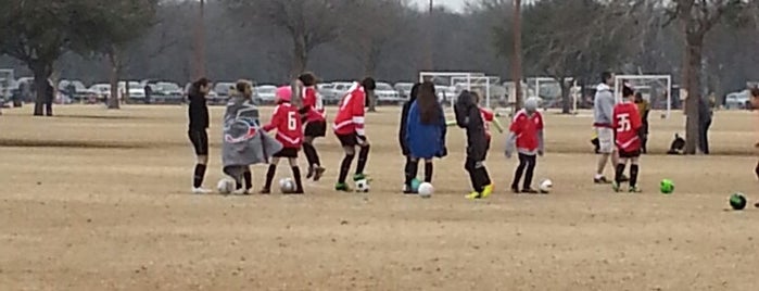 Lake Park Soccer Complex is one of Locais curtidos por Erica.