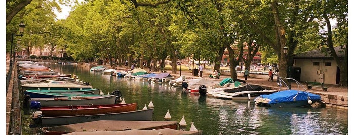 Quai Jules Philippe is one of Annecy.