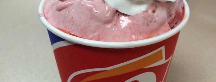 Dairy Queen is one of CS_just_CSさんのお気に入りスポット.