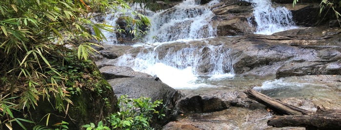 Batu Berangkai Waterfall is one of GoPeng Ipoh.