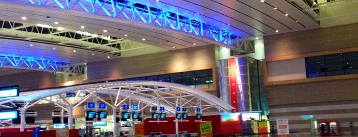 King Shaka International Airport (DUR) is one of Joeriさんのお気に入りスポット.