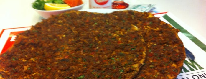 Bizim Lahmacun is one of Posti che sono piaciuti a Sinan.