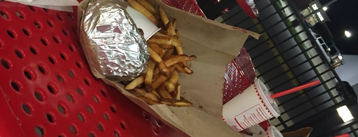 Five Guys is one of Posti che sono piaciuti a 🖤💀🖤 LiivingD3adGirl.