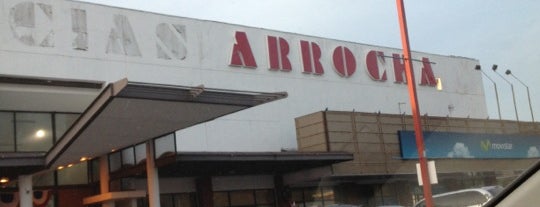 Farmacias Arrocha is one of สถานที่ที่ Mario ถูกใจ.