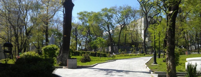 Адмиральский сквер is one of 관광지.