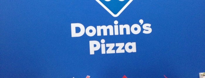 Domino's Pizza is one of Locais curtidos por Fábia.