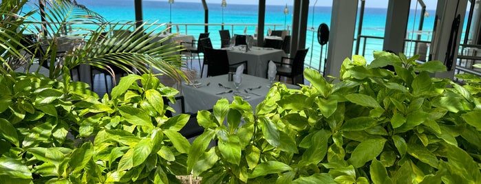 Champers Restaurant & Wine Bar is one of Caribbean.
