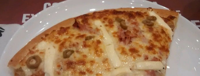 Pizza Hut is one of Tietê Plaza Shopping.