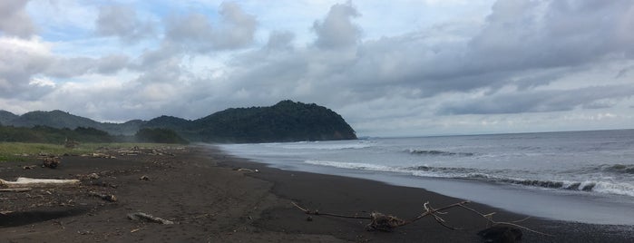 Playa Camaronal is one of Costa Rica places to visit.