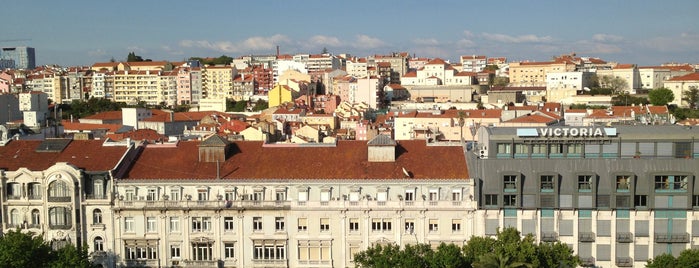 Sky Bar is one of Lisbon.