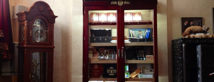 Kiev Cigar Club is one of Svetlana'nın Beğendiği Mekanlar.
