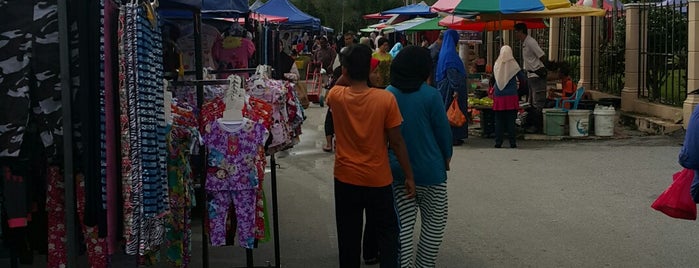 Pasar Tani Kuala Klawang is one of Guide to Kuala Klawang's best spots.