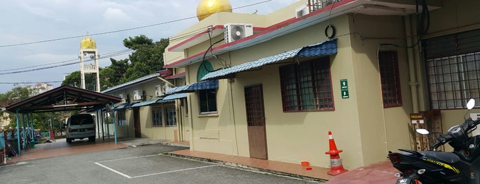 Masjid Jamek Batu 14 is one of Masjid & Surau.