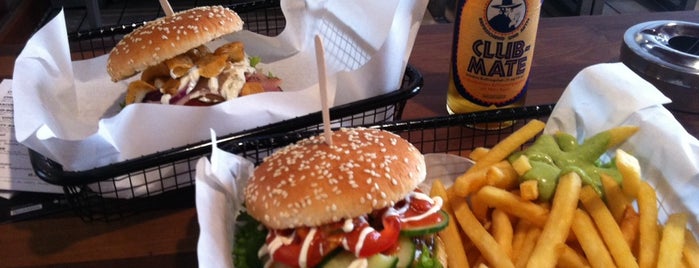 Beef Brothers is one of Burger Deluxe made in Düsseldorf.