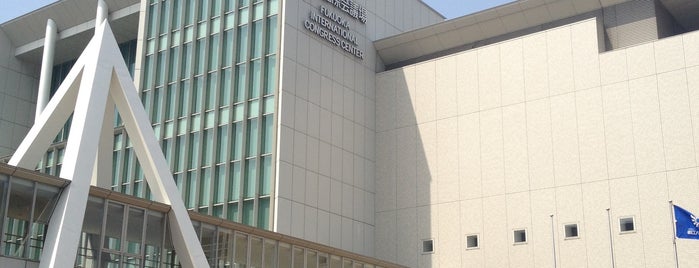 Fukuoka International Congress Center is one of Lugares favoritos de Luiz Gustavo.