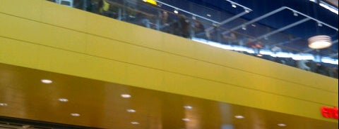 IKEA is one of Tempat yang Disukai Nuno.