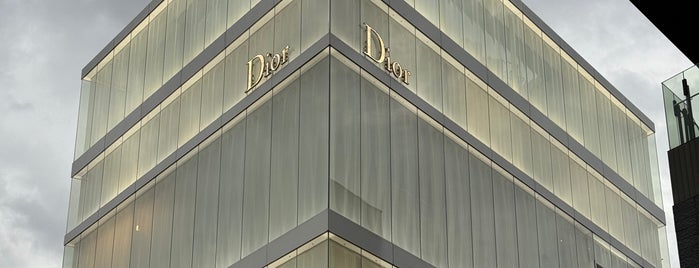 Christian Dior is one of Modern Architecture of Japan.
