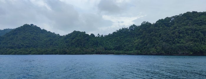 Pulau SEBUKU is one of Джакарта.