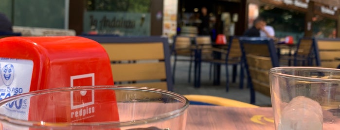 Taberna La Andaluza is one of Dónde ir cuando tienes hambre.