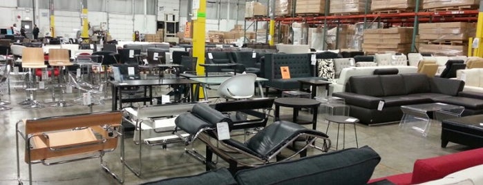 Interior Express Outlet is one of Chicago furniture.
