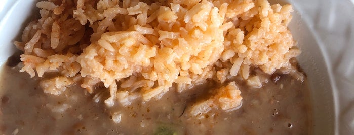 El Chivo del Monte is one of comida.