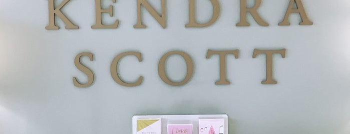 Kendra Scott is one of No Signage.