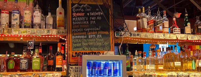Sam's Tavern is one of Lugares favoritos de Kathleen.