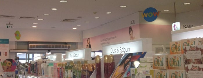 Watsons is one of Locais salvos de Dilara.