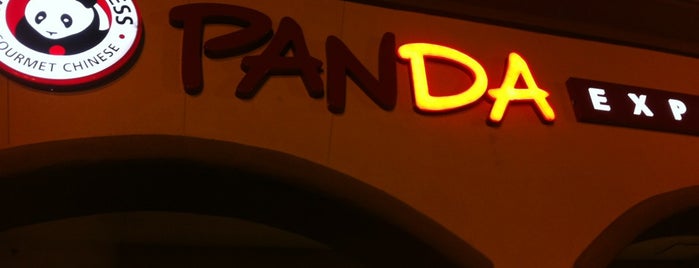 Panda Express is one of สถานที่ที่ Jen ถูกใจ.