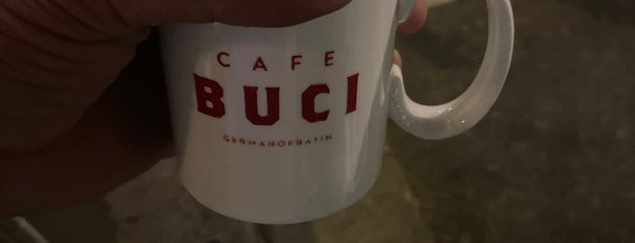 Café Le Buci is one of Lugares favoritos de Emmanuelle.