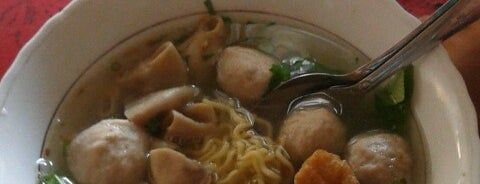 Bakso & Mie Ayam Solo "Pak Maman" is one of food.