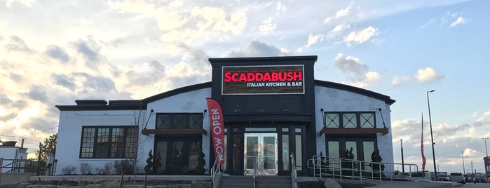 Scaddabush Italian Kitchen & Bar is one of Danさんのお気に入りスポット.
