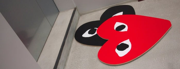 COMME des GARÇONS is one of Tokyo Hypebeast!.