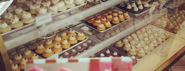 Sweetness Bake Shop & Cafe - Hialeah is one of places to go.