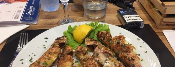 Rozafa Seafood is one of Posti che sono piaciuti a Sergio.