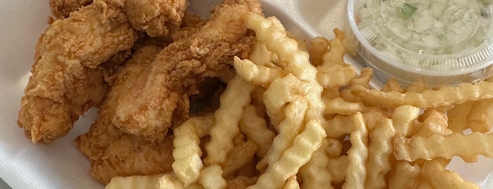 Raising Cane's Chicken Fingers is one of Sirus’s Liked Places.