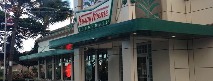 Krispy Kreme Doughnuts is one of Lugares favoritos de Mike.