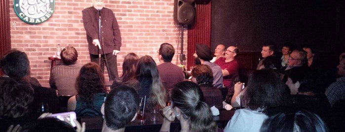 Yuk Yuk's Stand-Up Comedy is one of Nadia'nın Beğendiği Mekanlar.