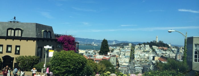 Lombard Street is one of Nadia’s Liked Places.